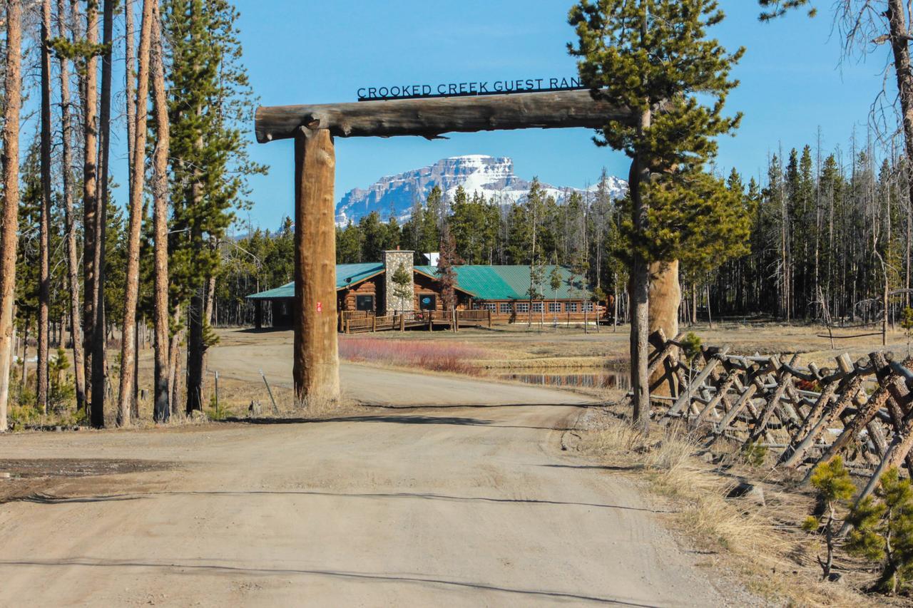 Crooked Creek Guest Ranch Resort